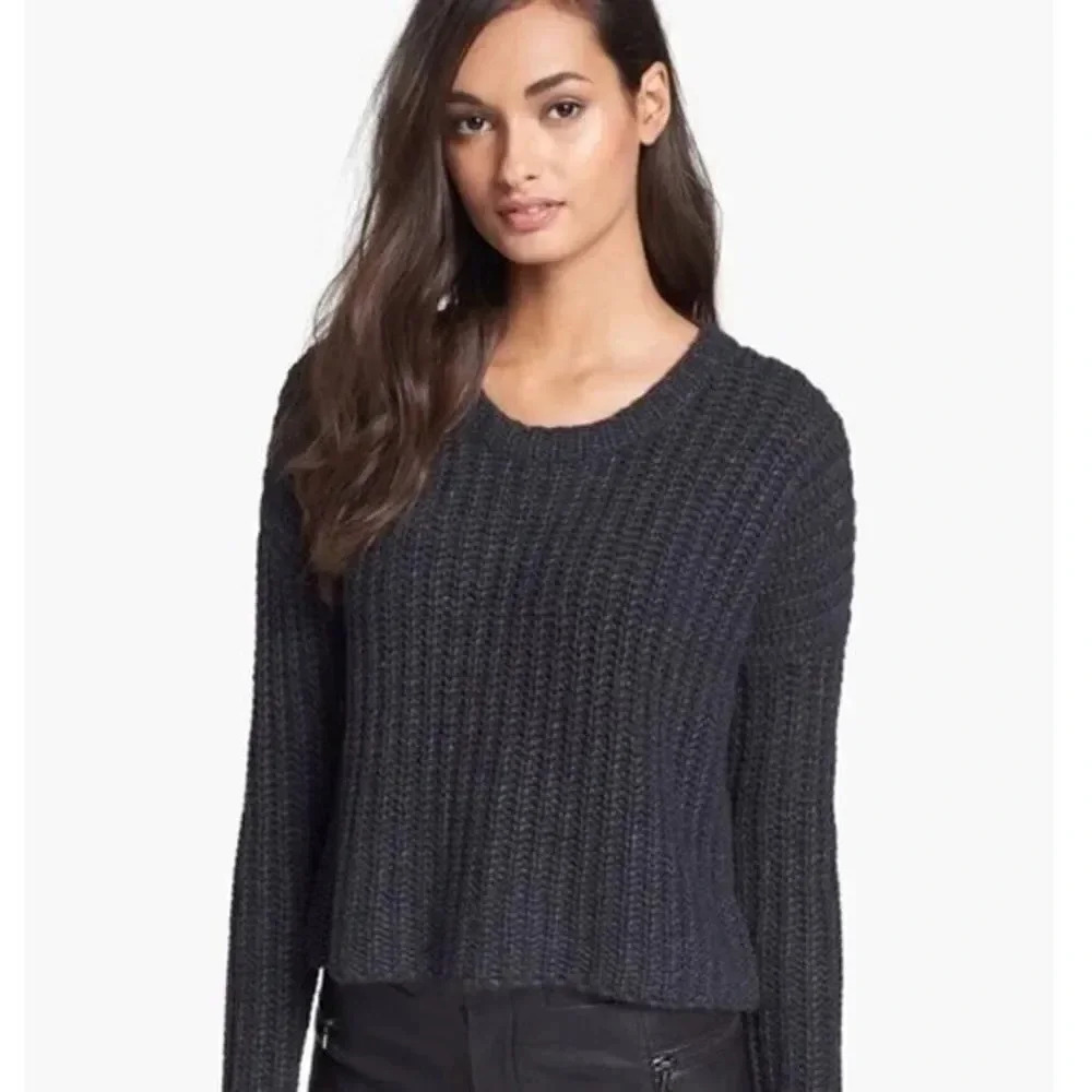 Theory Jentra Aria Charcoal Gray Cropped Sweater XS